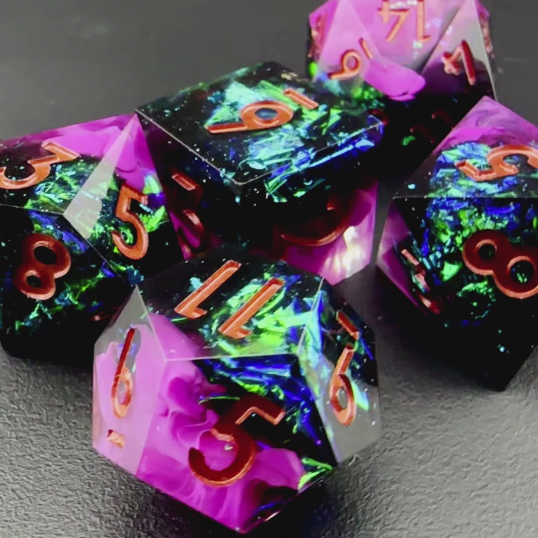 Shattered Dusk - 7pc Resin Sharp Edge DnD Dice Set